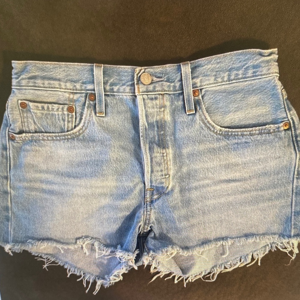Levi's Light Wash Frayed Hem Denim Shorts